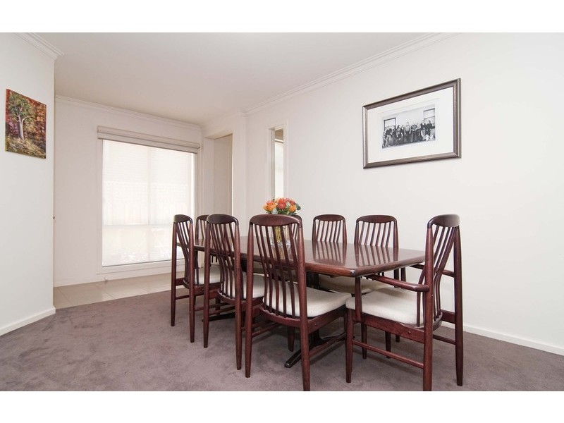 31 Valley Park Drive, Mooroolbark VIC 3138