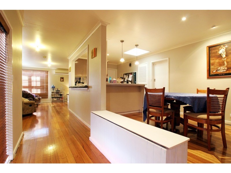 1 Dennis Street, Croydon VIC 3136