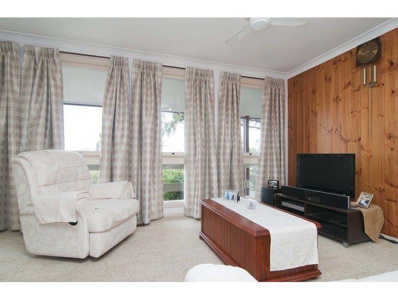 56 Woodville Road, Mooroolbark VIC 3138