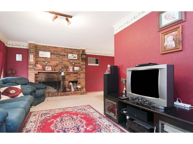 121 Commercial Road, Mount Evelyn VIC 3796