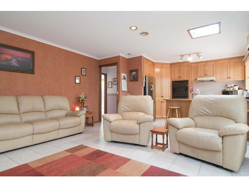 39 Summerhill Park Drive, Mooroolbark VIC 3138