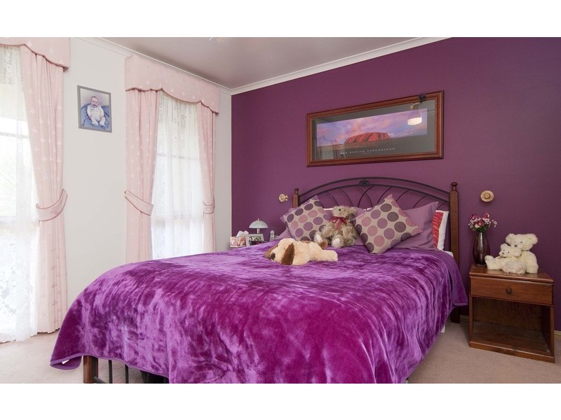 39 Summerhill Park Drive, Mooroolbark VIC 3138