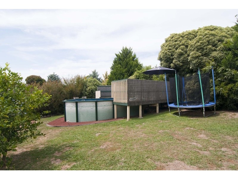 39 Summerhill Park Drive, Mooroolbark VIC 3138