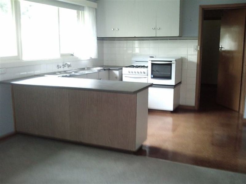 45 Holloway Road, Croydon VIC 3136