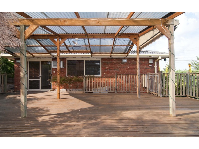 44 Edward Road, Chirnside Park VIC 3116