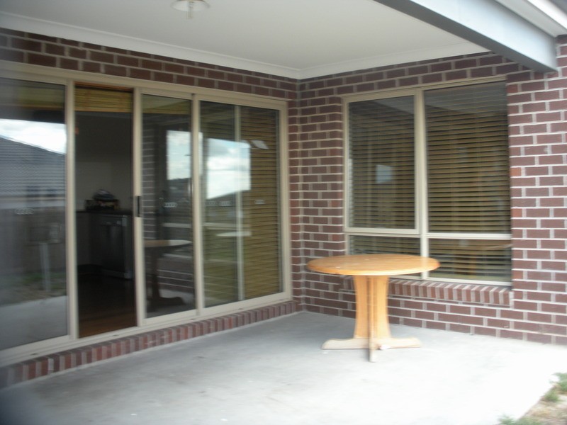 72 Larbert Road, Mooroolbark VIC 3138