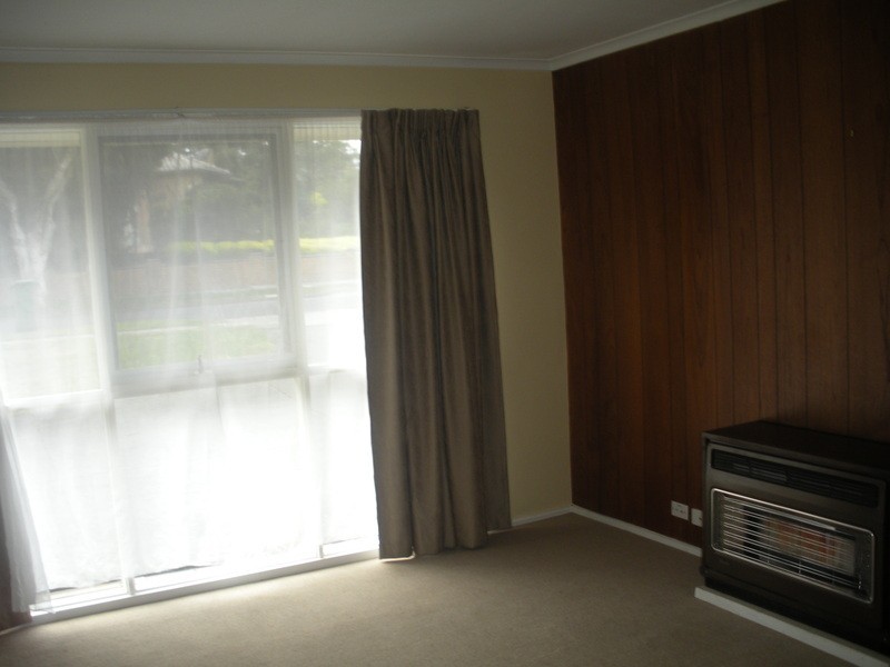 20 Dryden Concourse, Mooroolbark VIC 3138