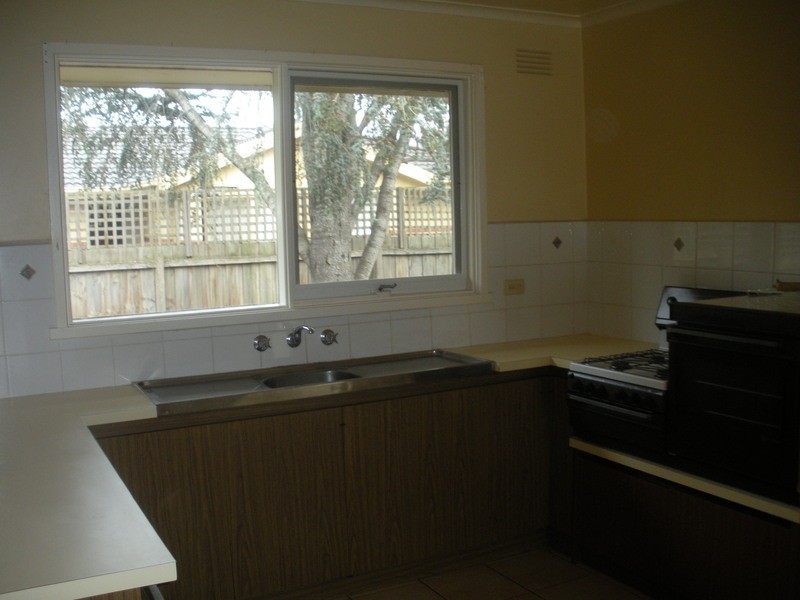 20 Dryden Concourse, Mooroolbark VIC 3138