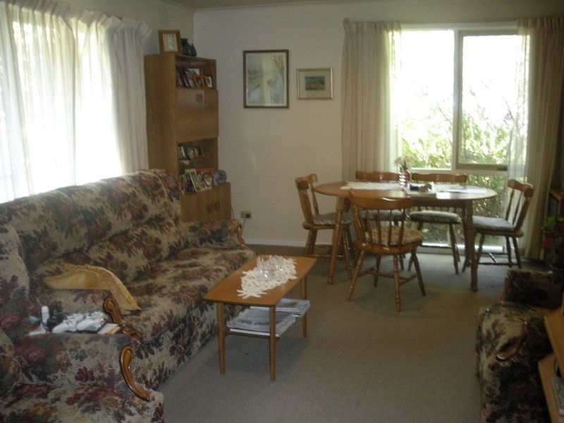 1/237-239 Hull Road, Mooroolbark VIC 3138