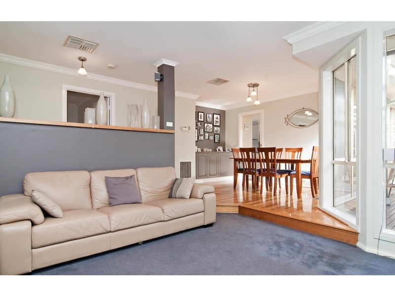 17 Clearwater Drive, Lilydale VIC 3140