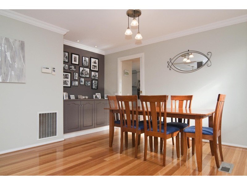 17 Clearwater Drive, Lilydale VIC 3140