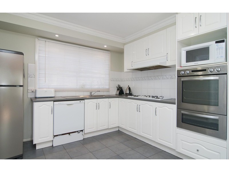 17 Clearwater Drive, Lilydale VIC 3140