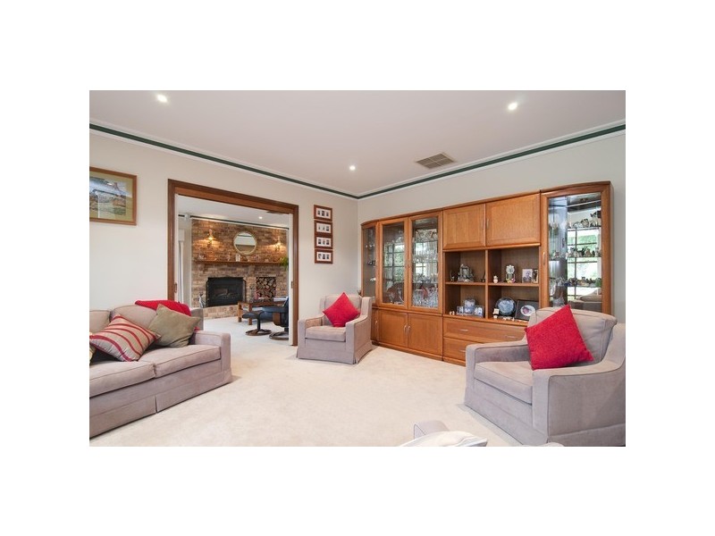 44 Eucalypt Drive, Lilydale VIC 3140