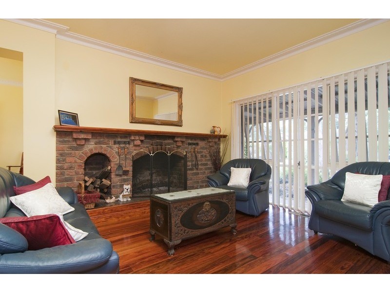 20 Augusta Road, The Basin VIC 3154