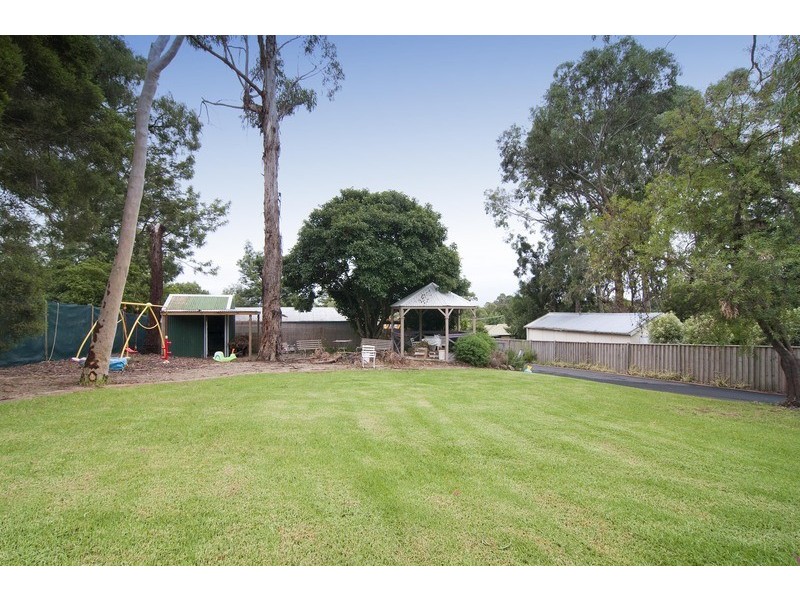20 Augusta Road, The Basin VIC 3154
