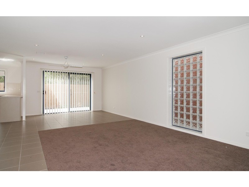 1 Mimosa Avenue, Kilsyth VIC 3137