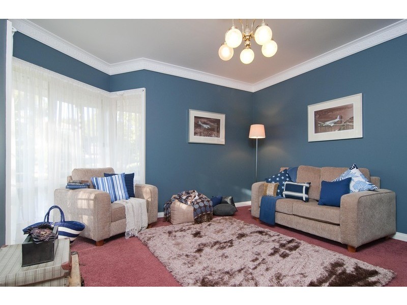 32 Latrobe Court, Croydon Hills VIC 3136