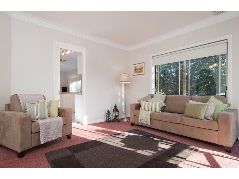 32 Latrobe Court, Croydon Hills VIC 3136