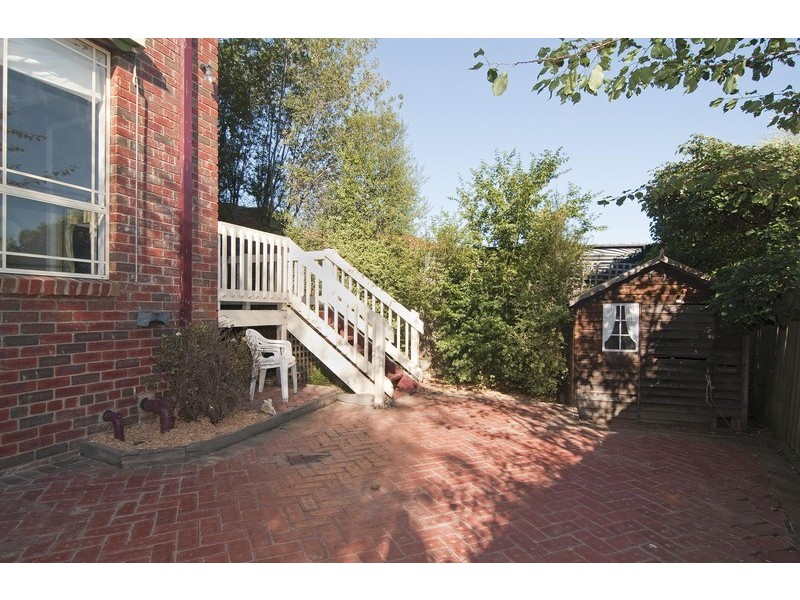 32 Latrobe Court, Croydon Hills VIC 3136