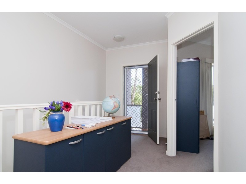 33/11-15 Hewish Road, Croydon VIC 3136