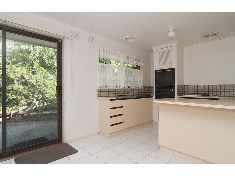 53 Rolling Hills Road, Chirnside Park VIC 3116