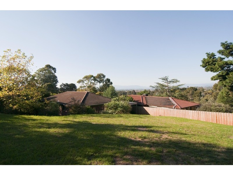 53 Rolling Hills Road, Chirnside Park VIC 3116