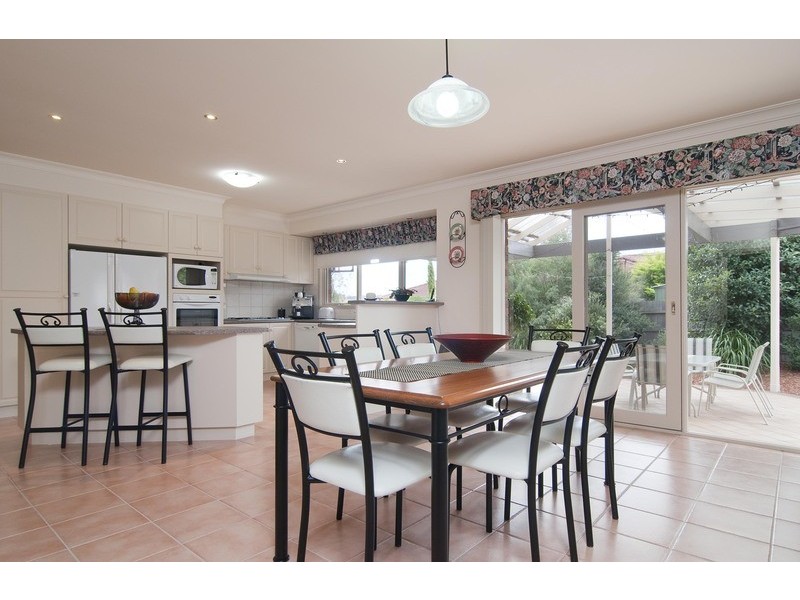 47 Summerhill Park Drive, Mooroolbark VIC 3138