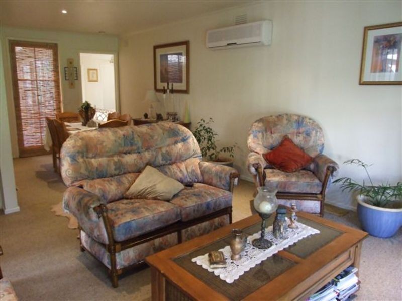 55 Edward Road, Chirnside Park VIC 3116