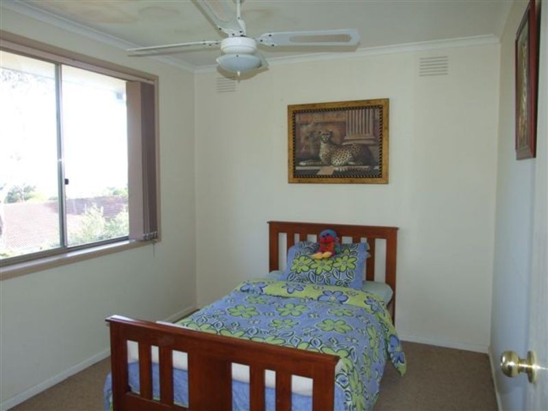 55 Edward Road, Chirnside Park VIC 3116