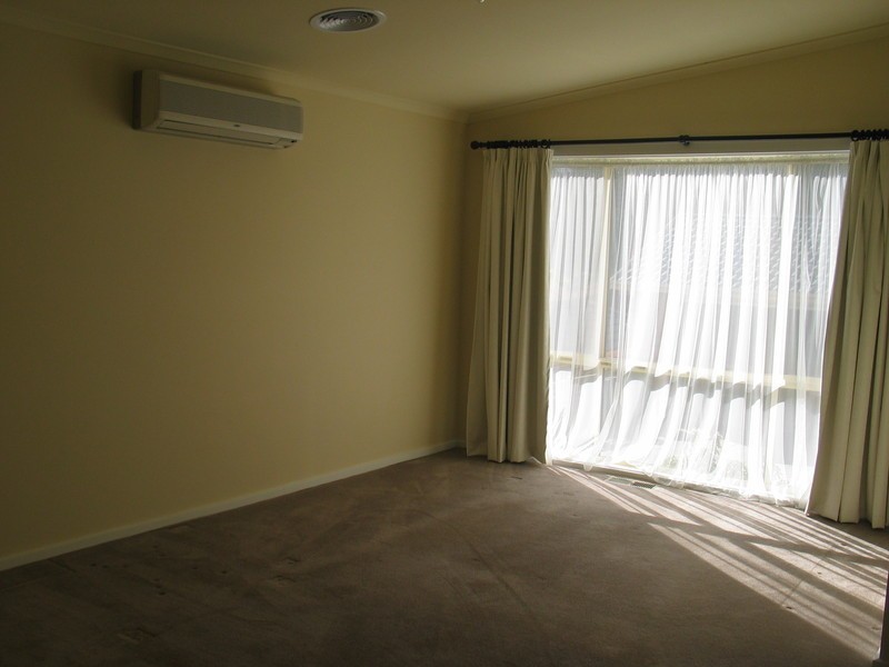 8/8-10 Wyuna Walk, Mooroolbark VIC 3138