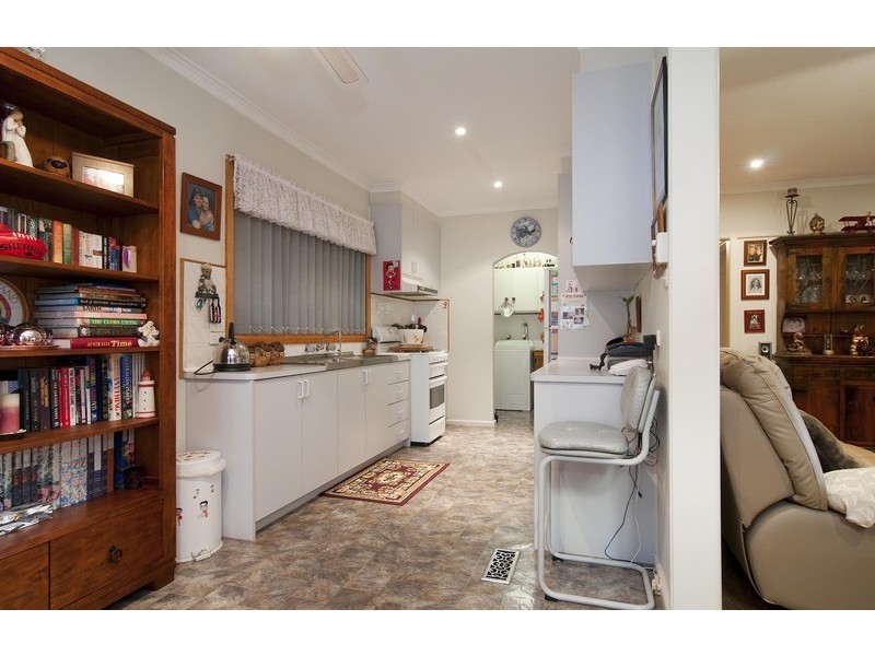 9 Kathy Court, Mooroolbark VIC 3138