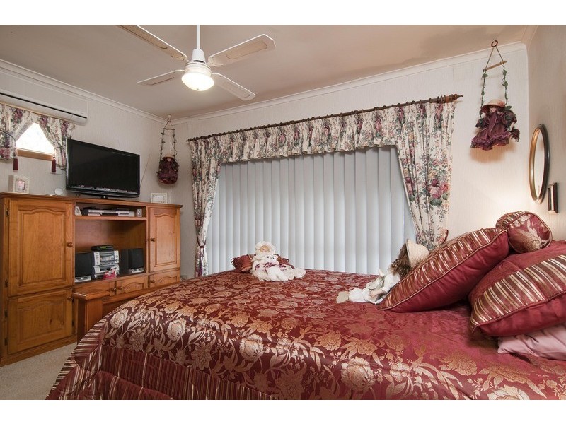 9 Kathy Court, Mooroolbark VIC 3138