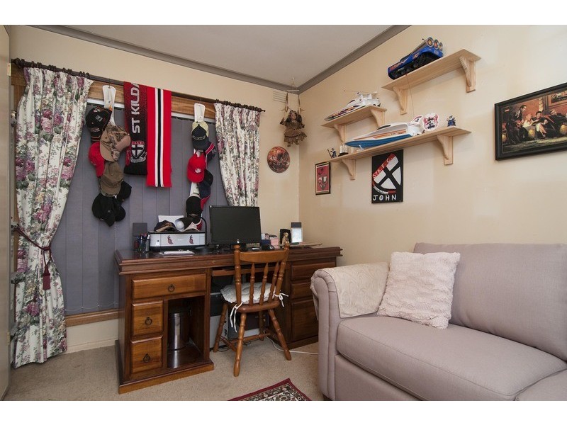 9 Kathy Court, Mooroolbark VIC 3138