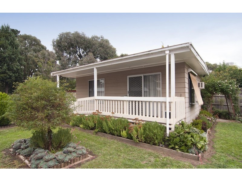 9 Kathy Court, Mooroolbark VIC 3138