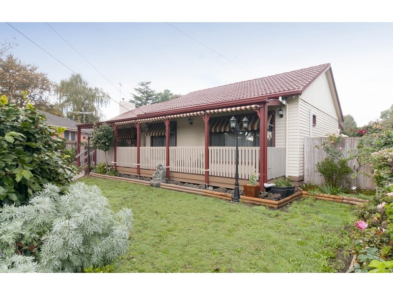 9 Kathy Court, Mooroolbark VIC 3138