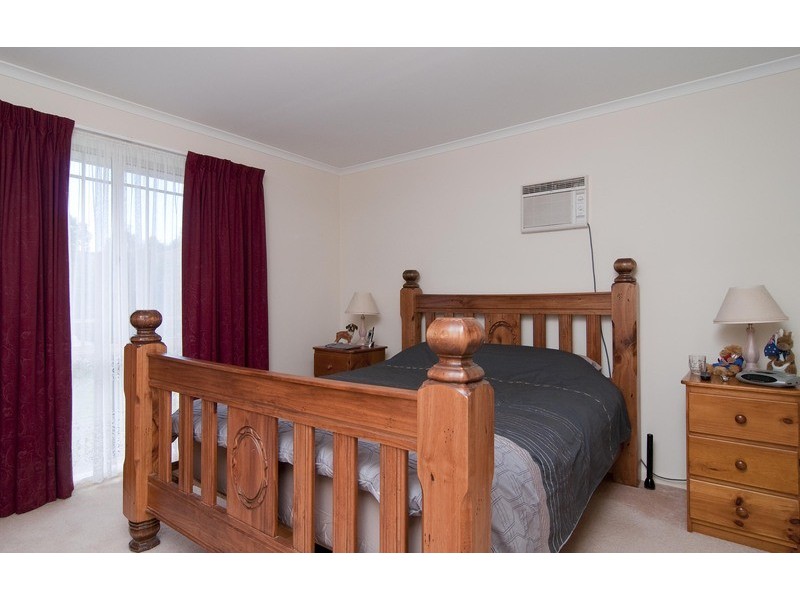8 Haven Court, Mooroolbark VIC 3138