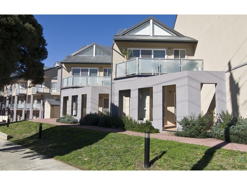 56/13-15 Hewish Road, Croydon VIC 3136