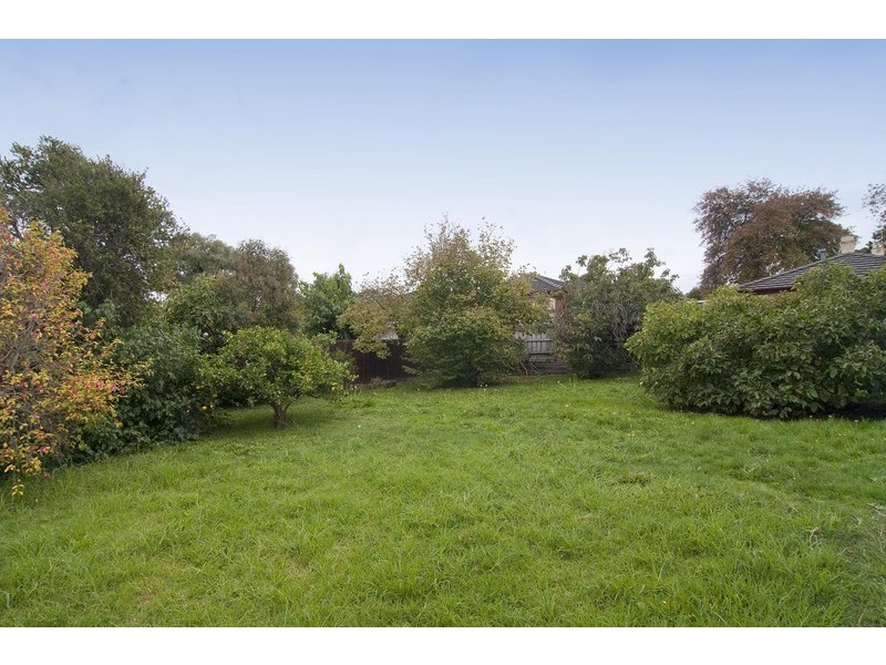 2 Ozone Road, Bayswater VIC 3153