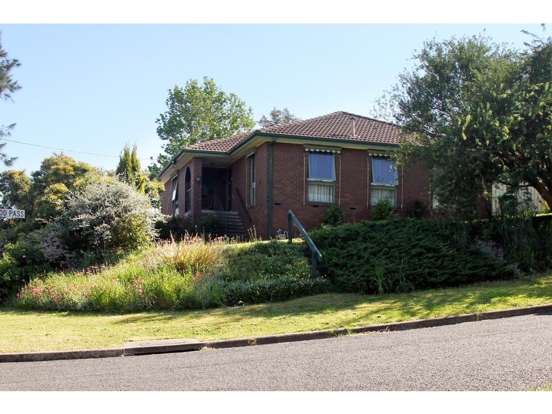 8 Westwood Road, Chirnside Park VIC 3116