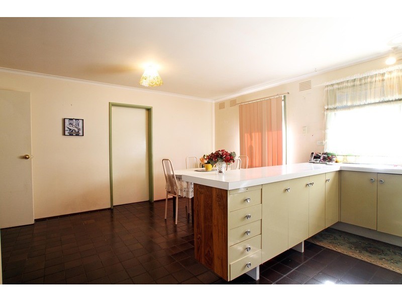 8 Westwood Road, Chirnside Park VIC 3116