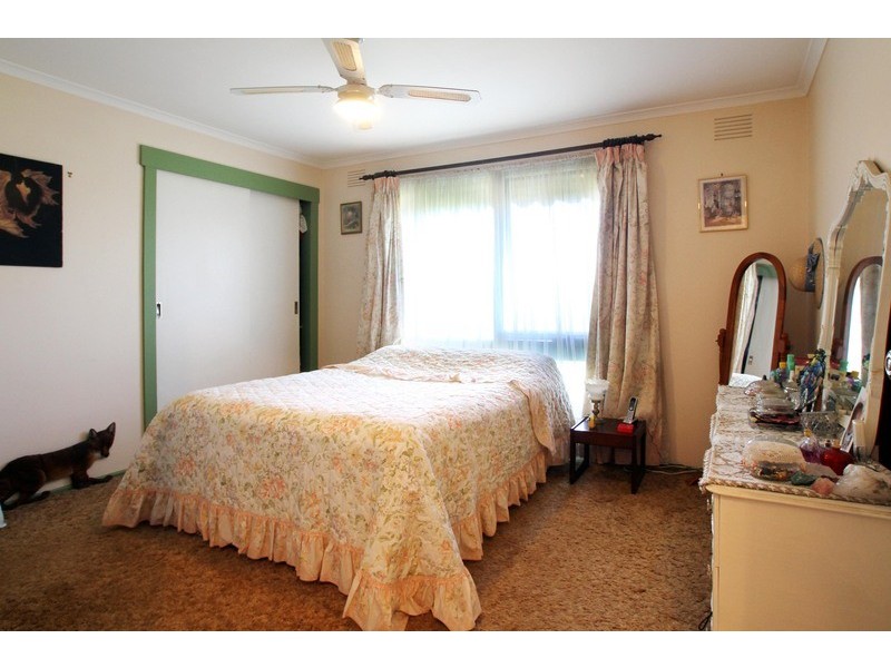 8 Westwood Road, Chirnside Park VIC 3116