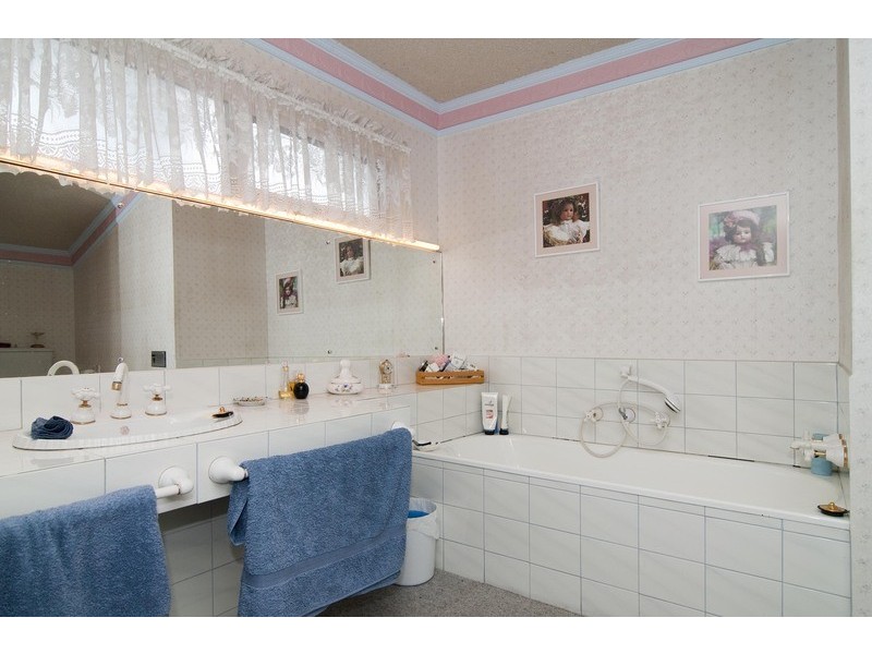 Chirnside Park VIC 3116