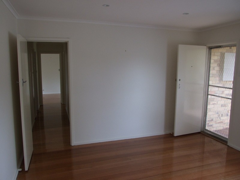 6 Dennis Court, Mooroolbark VIC 3138