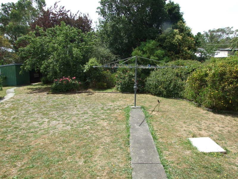 6 Dennis Court, Mooroolbark VIC 3138