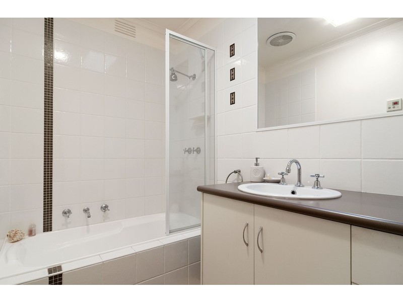 111 Taylor Road, Mooroolbark VIC 3138