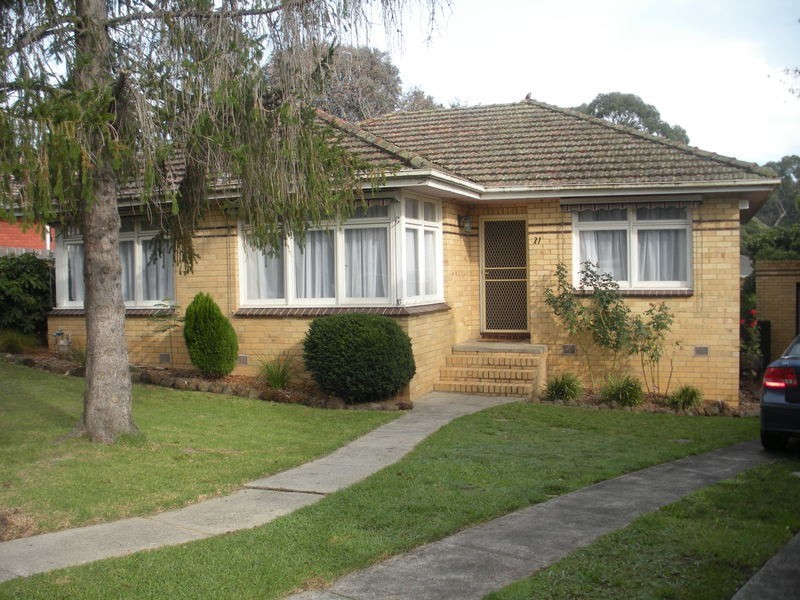 21 Kincumber Drive, Croydon VIC 3136