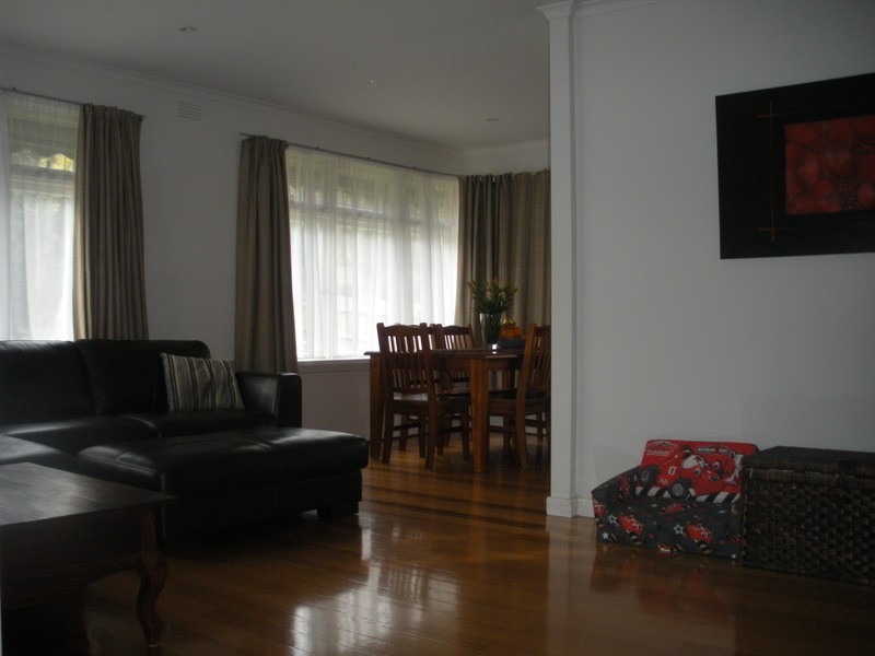 21 Kincumber Drive, Croydon VIC 3136