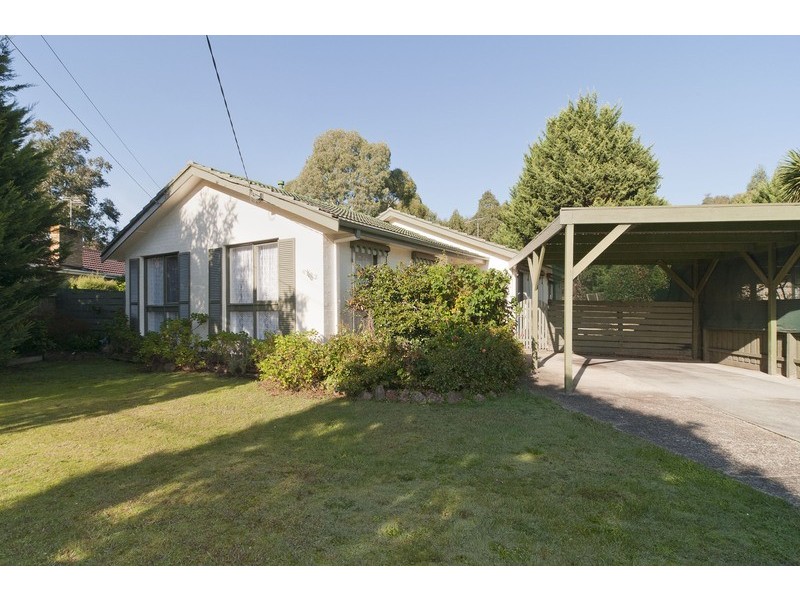 16 Birkenhead Drive, Kilsyth VIC 3137