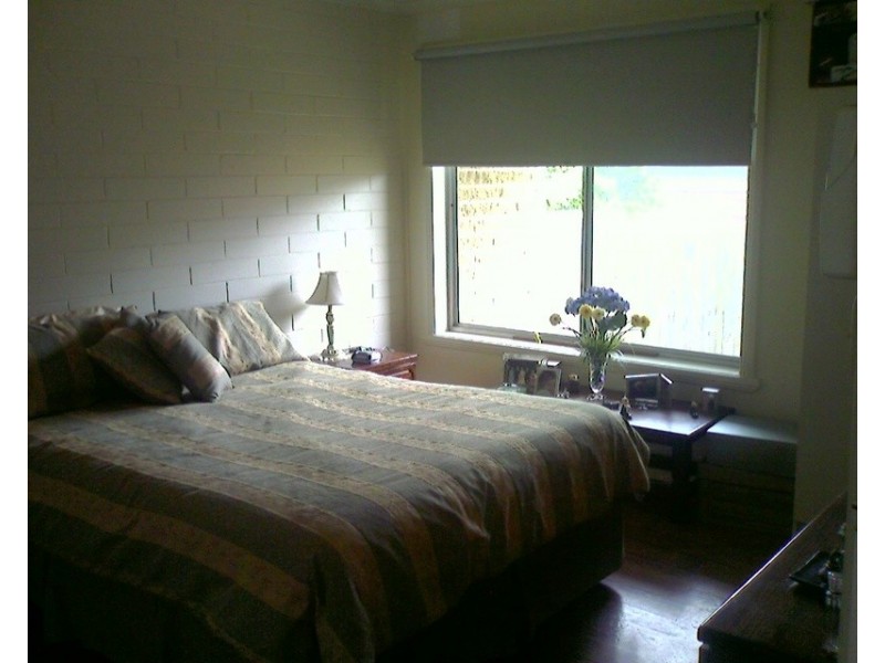 4/13 Hawthory Road, Kilsyth VIC 3137