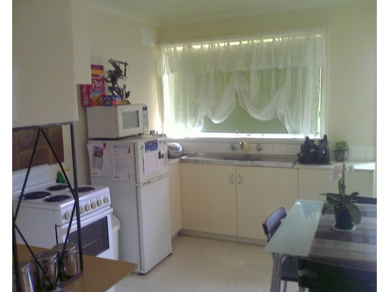 4/13 Hawthory Road, Kilsyth VIC 3137